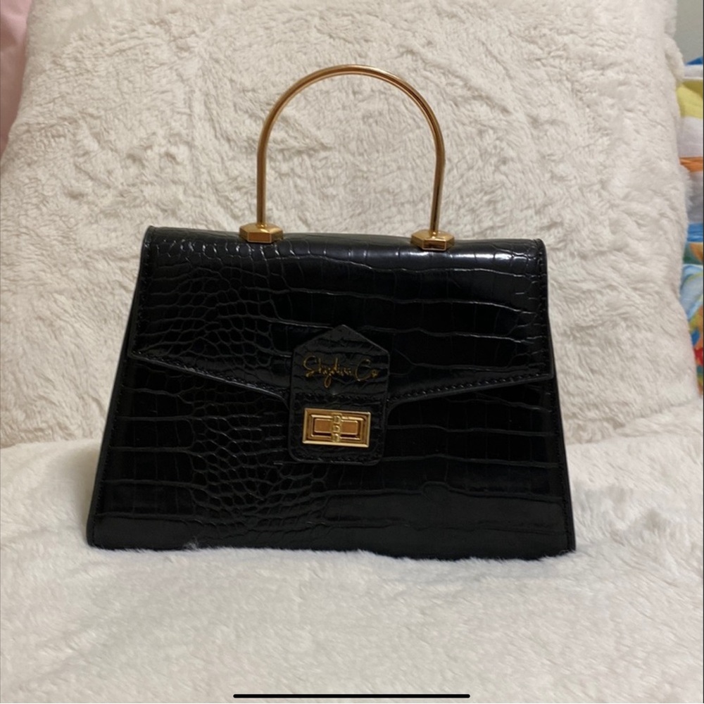 Shydiva Co. Black shoulder bag. Black owned brand.